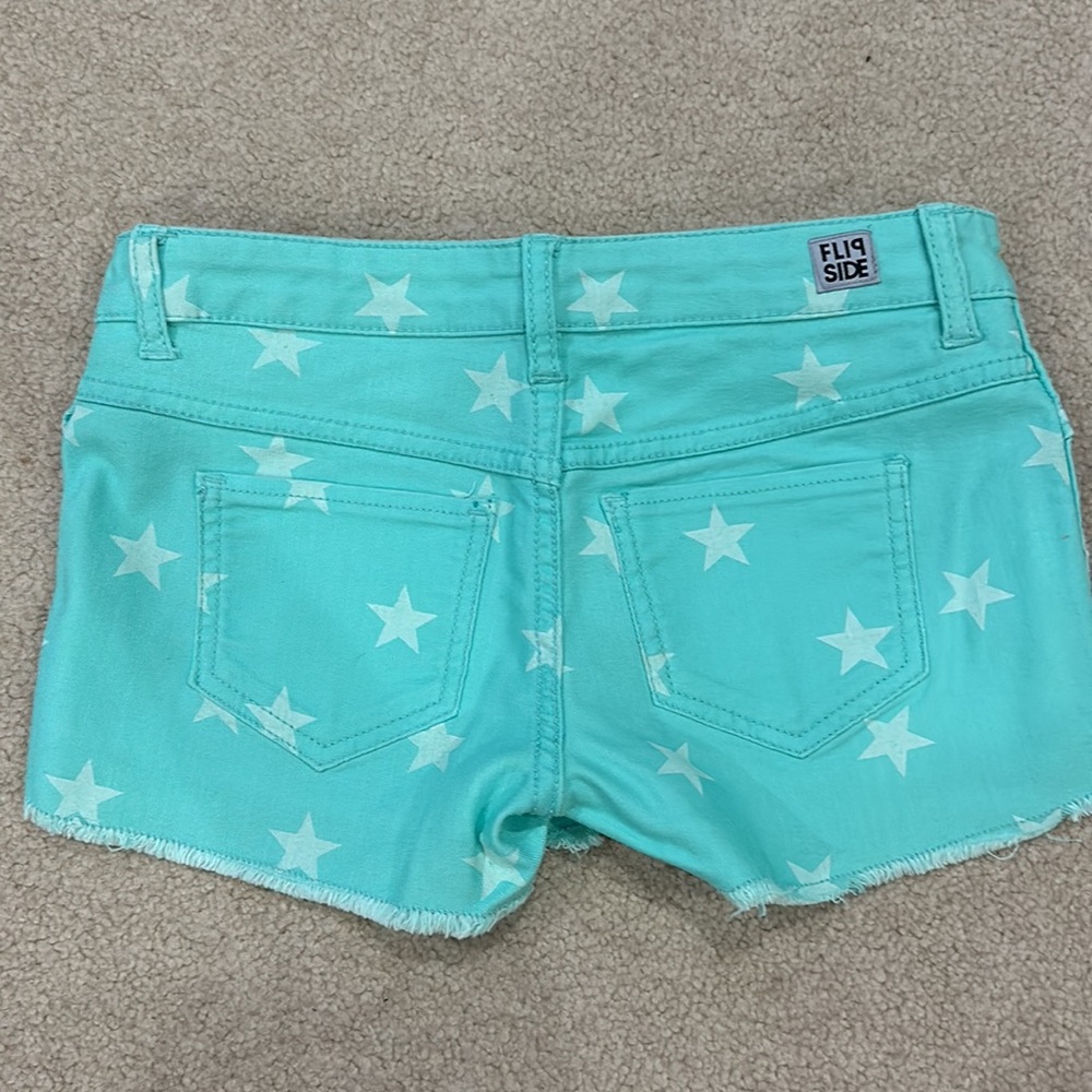 Reversible shorts! - Picture 5 of 5
